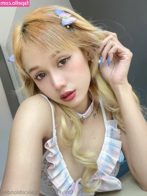 aliceblondee - message me what you wanna see 🫶🏼