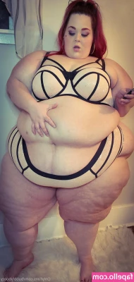 bubblybooty - Happy new year 🎊  First weekend of 2024 is going to be great
