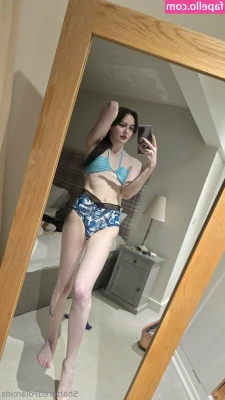 shatteredpolaroids [ shatteredpolaroids-1 ] - Are you ready for a good licking session..👅👅💦..