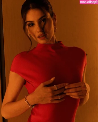 Camila Queiroz [ camila-queiroz ] - Fets Luck