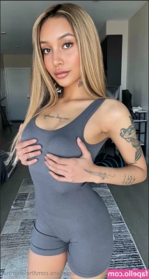 thelanarose - My juicy ass needs to be spanked 😈