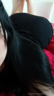 julialoo - I bet you can tell I'm thinking of doing evil but very sexy things to
