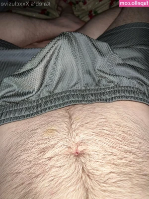 kalebjoe - Your cum in here ↘️💦↙️