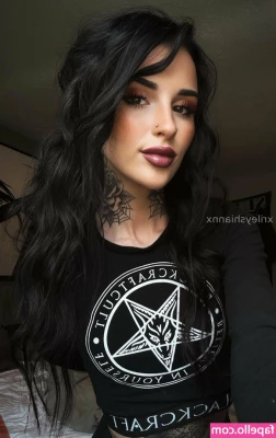 xrileyshiannx [ xrileyshiannx-1 ] - Take me however you want me
