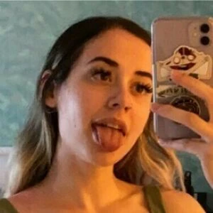 Sarahh.suckss