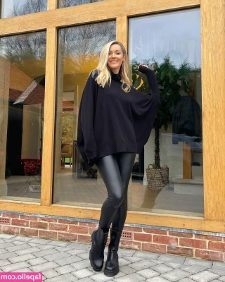 Mel Lowe [ mel-lowe ] - Based on this feed my job seems to be to shake that booty    might be