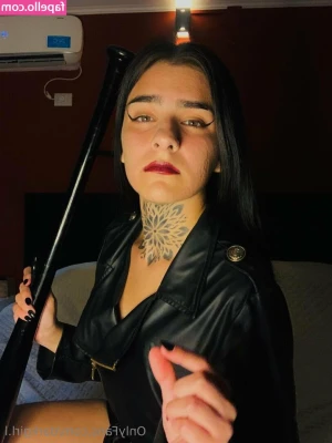 darkgirl.l [ darkgirl-l ] - Dropping NEW content .. i hope you enjoy these spicey red lips