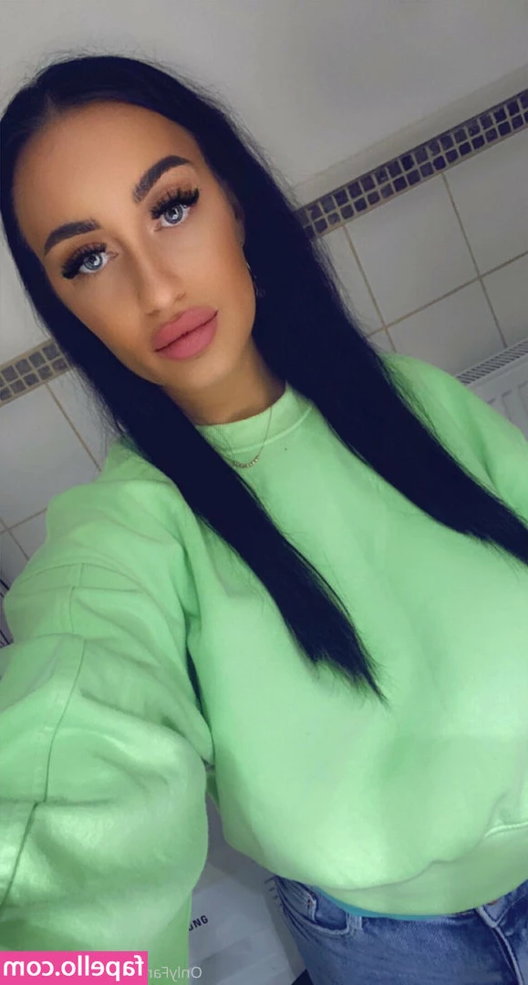 rania_free [ rania-free ] - Morning sex is the best sex...Prove me wrong 😏