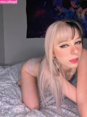 stellablackxo - Join me here LIVE at 1pm EST    Can t wait to show you behind the