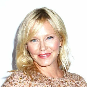Kelli Giddish