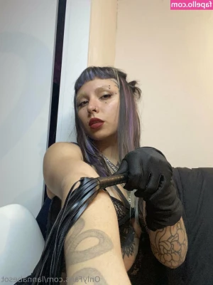 lannabesot - Like this post if you want to play with me👅💦