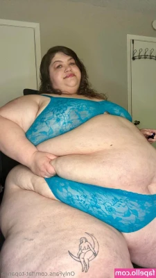 fat-topanga [ fat-topanga-1 ] - #45 Me Time Time:4:50 SOLO Tags: lingerie, stockings, Close Ups,