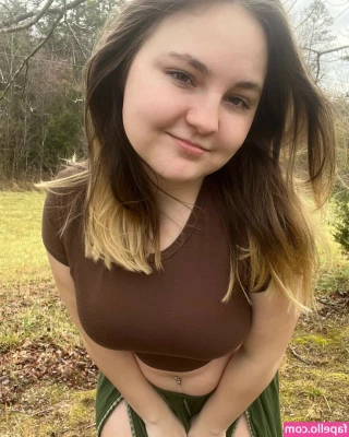 Itzgracierobbins - You'll be on cloud nine after I suck you dry.🤤