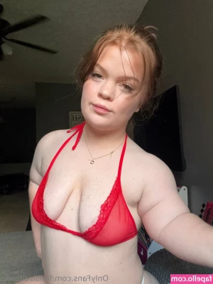 funsizedpixie [ funsizedpixie-1 ] - Being cute and sexy!