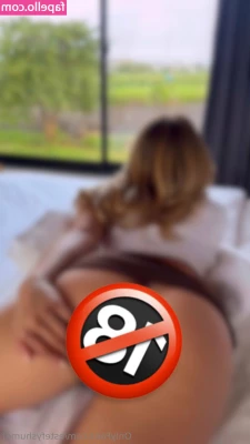 estefyshumof - Dm for more content
