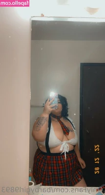 bigmommymilkies98 - It's not an easy position to sleep in. But I'll try😅🥱