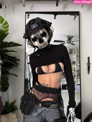 babyfooji [ babyfooji-3 ] - Post post photoshoot. Nude in the bathroom checking out my sculpted