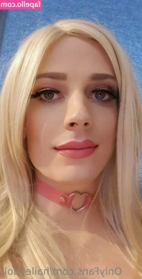 haileydoll - No Hair, New Me 😜💙🖤 Feeling Sexy and Free