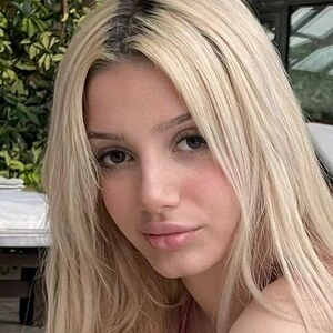 alexiswhitee