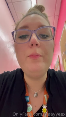 xtaayyeex - Sweet and innocent but deep down naughty and dirty  very dirty 