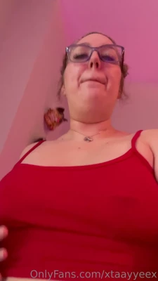 xtaayyeex - Watch me take another big load all over my cute little ass and panties
