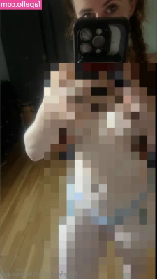 thevixplays - Suck that big toe