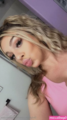 tiffanywatsonx - can I take a peek-at-chu? 🤪