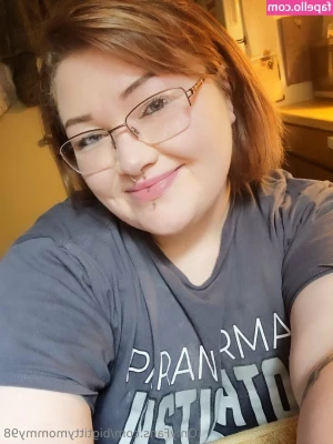 bigtittymommy98 - Contigo quisiera despertar  Y llevarte el desayuno a la cama Porque