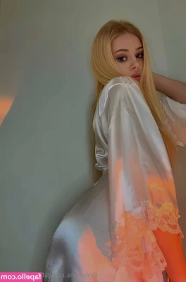 stefania_lune [ stefania-lune ] - Who wants the full video