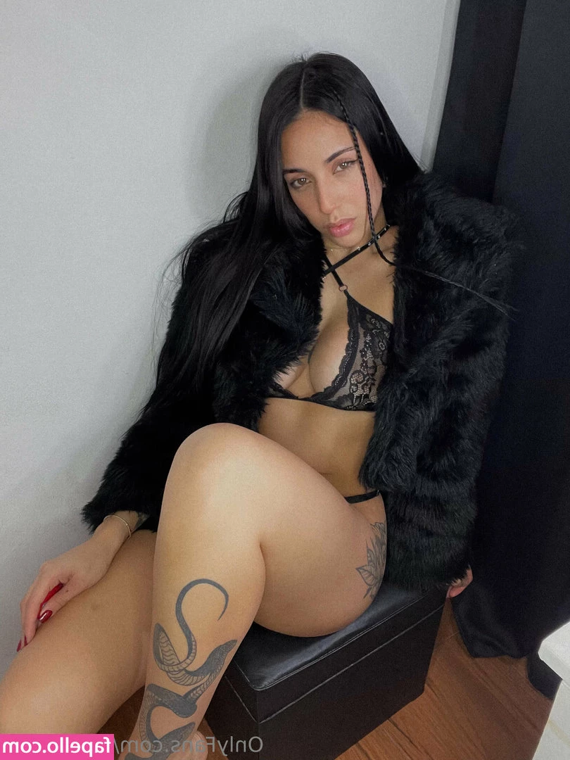 shaeanitta - Still my fave outfit
