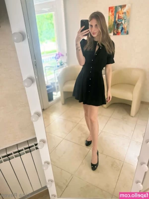 lina_raven_x [ lina-raven-x ] - Cock rating videos $30 ;)