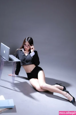 Yoshibaby [ yoshibaby-16 ] - Mommy needs some lovin’ 🖤