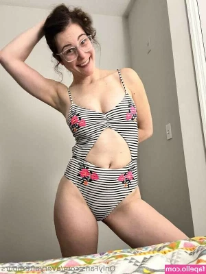 TheAveryOConner - Feeling sexy naked