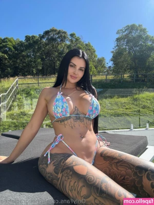 reneegraciefree [ reneegraciefree-2 ] - The best present you ll unwrap