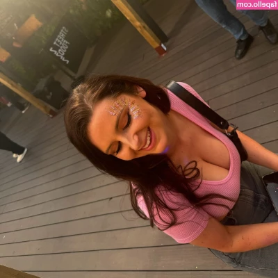 Cait Wheeler [ cait-wheeler ] - preview for my next full length ass play video 🥰💕 tip here if