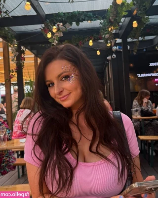 Cait Wheeler [ cait-wheeler ] - Who loves my new nipples