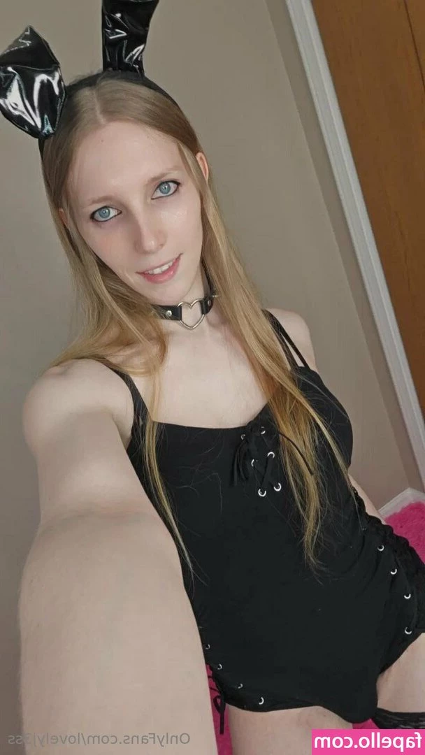 lovelyj3ss - Sweaty