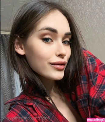 emilyyslife - Wispy elf maiden