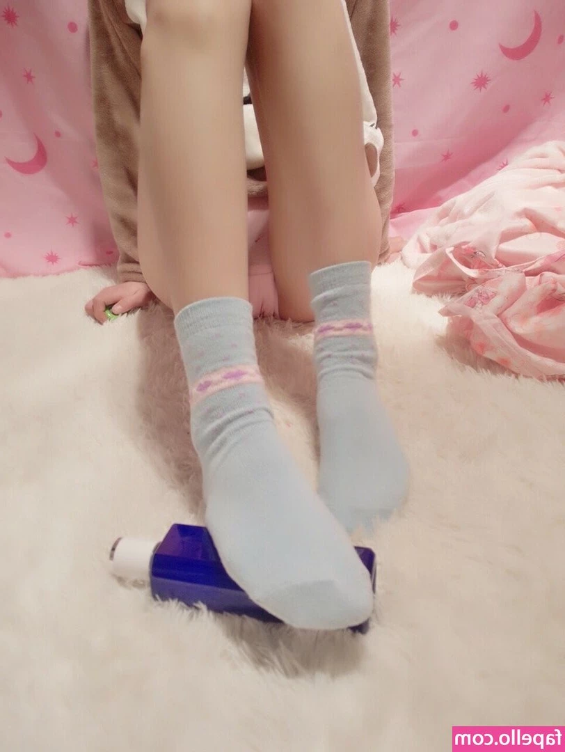 xianlugue - pink is my fave colour what about yours