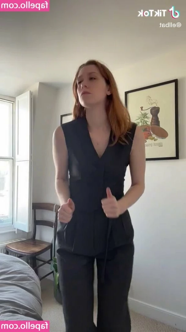 Ellbat - 🤔Do you want my attention, slave? Send a tribute first💲💸, or