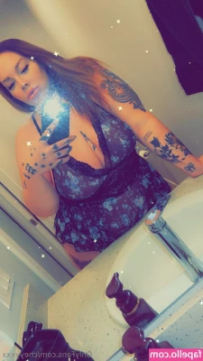 cheyyxxx [ cheyyxxx-1 ] - Two bathroom selfies  Which one do you like more