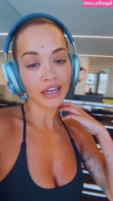 Rita Ora [ rita-ora ] - Good night guys  dream of me part 1