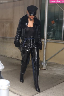 Rita Ora [ rita-ora ] - can’t wait to show off what i M working on today for all yoü my