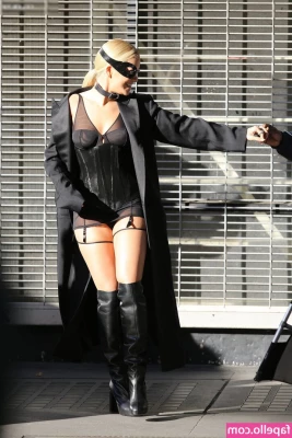 Rita Ora [ rita-ora ] - Caught off guard but six days postpartum and feeling great in my body