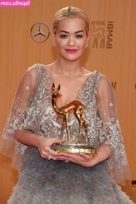 Rita Ora [ rita-ora ] - Do you want to be my sugar daddy