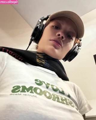 Rita Ora [ rita-ora ] - Would you be interested in me going live  I d just be chilling with