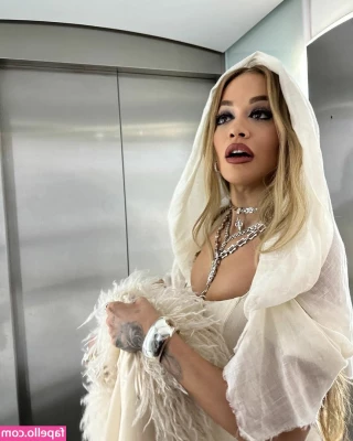 Rita Ora [ rita-ora ] - I leave you a gift of my