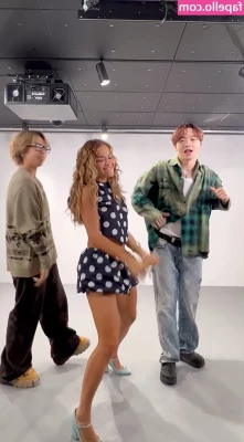Rita Ora [ rita-ora ] - what are your plans for this sunday