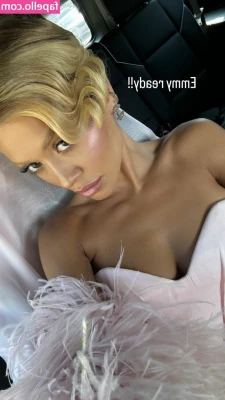 Rita Ora [ rita-ora ] - Beach  place I really love   legs  feet  body  belly  boobs  triceps 