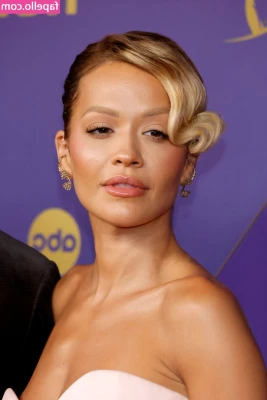 Rita Ora [ rita-ora ] - Just a quick shower  Join me